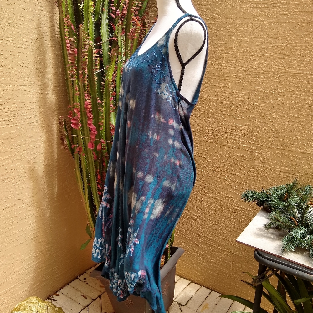 Sundress - Picture 2 of 4